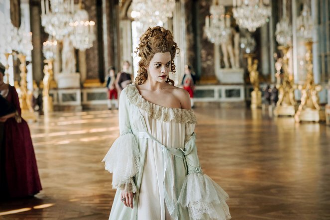 Marie-Antoinette - La Gifle - Filmfotók - Emilia Schüle