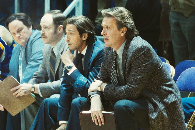 Winning Time: The Rise of the Lakers Dynasty - The New World - Van film - Adrien Brody, Jason Segel