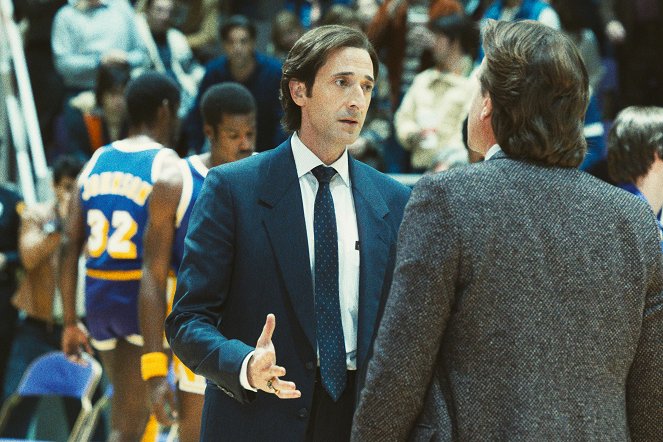 Winning Time: Aufstieg der Lakers-Dynastie - Eine neue Welt - Filmfotos - Adrien Brody