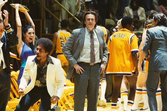 Winning Time: The Rise of the Lakers Dynasty - The New World - Van film - Jason Segel