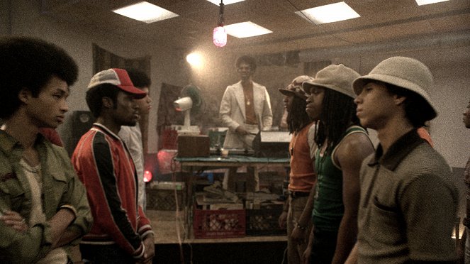 The Get Down - Raise Your Words, Not Your Voice - Z filmu