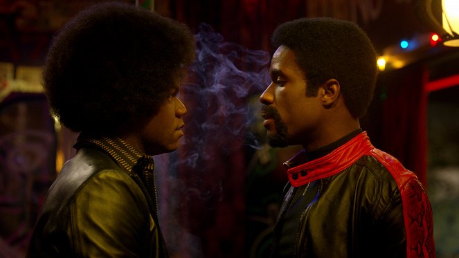 The Get Down - One by One, Into the Dark - De la película