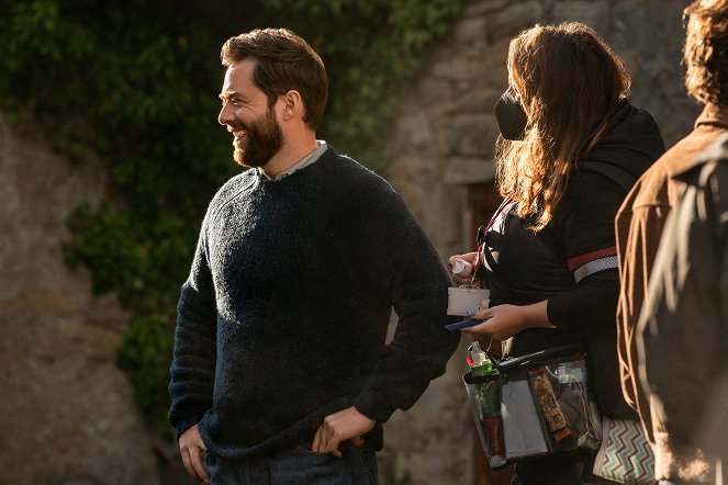 Cizinka - Praktický průvodce pro cestovatele v čase - Z natáčení - Richard Rankin