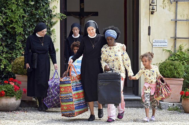 Um Himmels Willen - Im falschen Körper - Photos