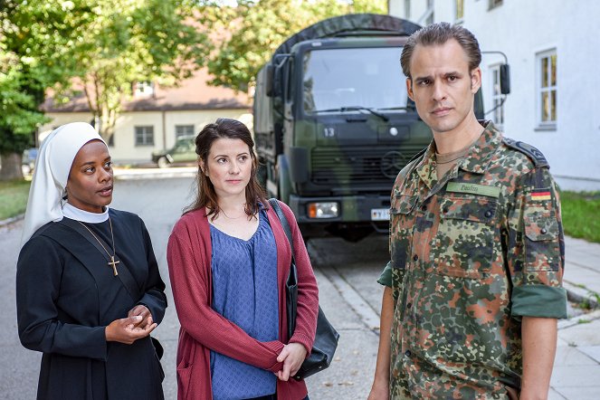 Um Himmels Willen - Season 16 - Drunter und drüber - Z filmu