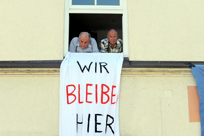 Um Himmels Willen - Feuer unterm Dach - Filmfotos