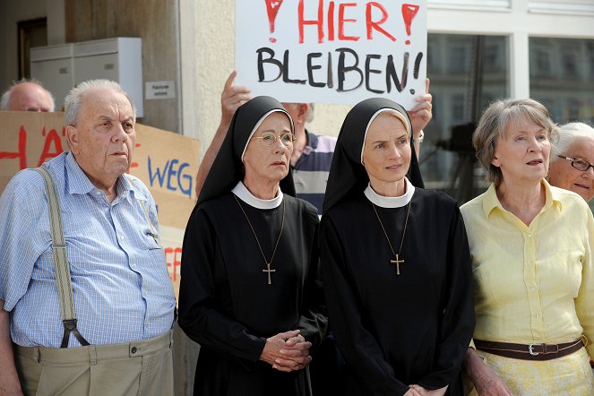 Um Himmels Willen - Feuer unterm Dach - Van film