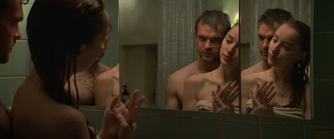 Mindent szabad - Filmfotók - Alden Ehrenreich, Phoebe Dynevor