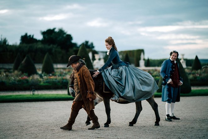 Marie-Antoinette - Reine de France - Filmfotos - Emilia Schüle, James Purefoy