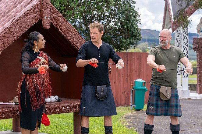 Men in Kilts: A Roadtrip with Sam and Graham - Maori Culture - Van film - Sam Heughan, Graham McTavish