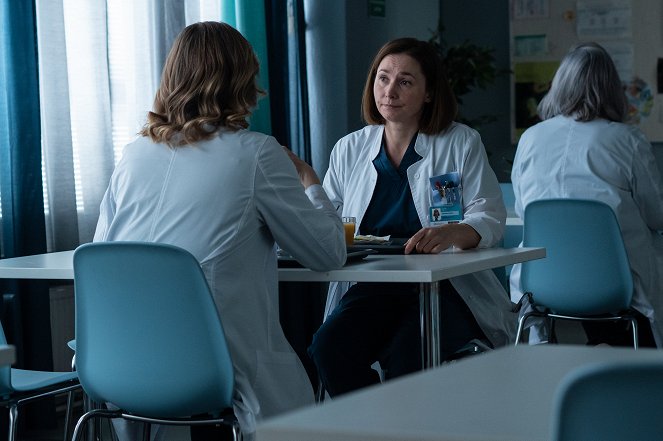 Nurses - Season 15 - Sydän lyö 3/4 - Photos - Leena Pöysti
