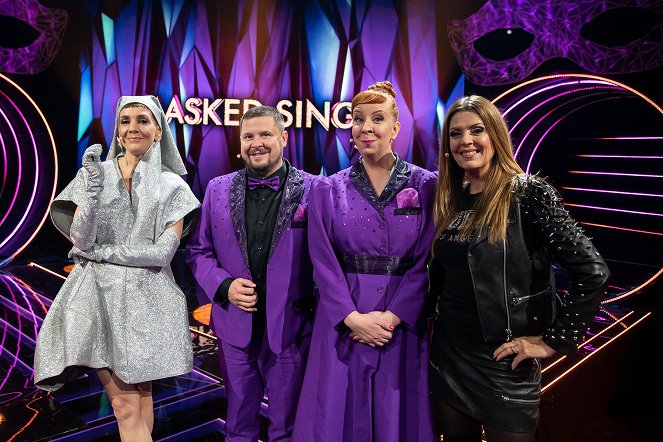 Masked Singer Suomi - Werbefoto - Maria Veitola, Janne Kataja, Jenni Kokander, Eini