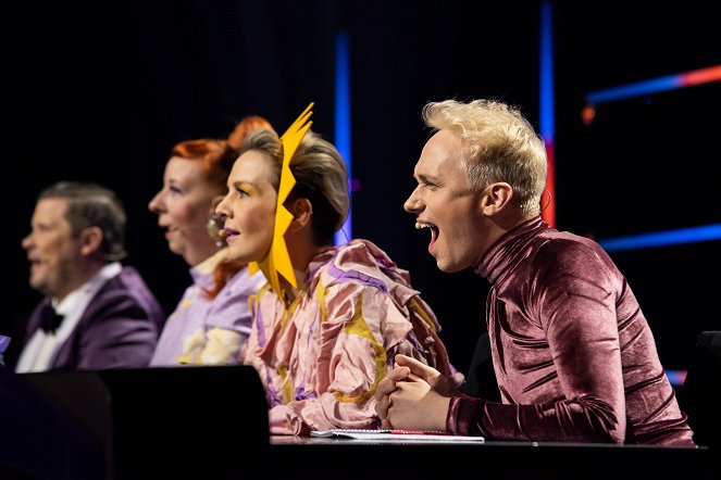 Masked Singer Suomi - Do filme - Maria Veitola, Christoffer Strandberg