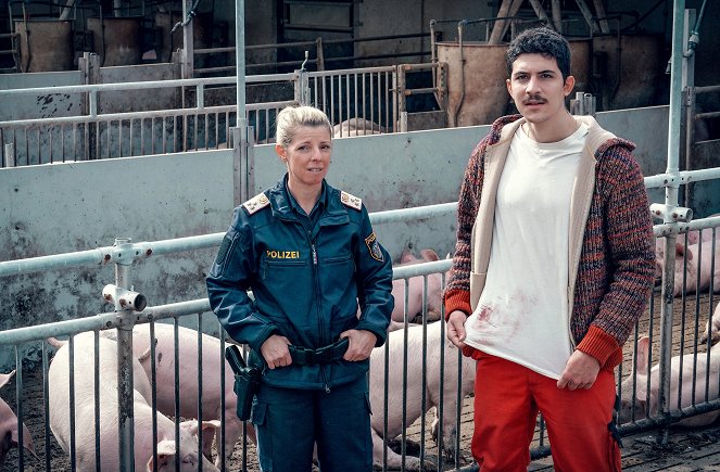 Tatort - Bauernsterben - Filmfotos - Karin Lischka, Marko Kerezovic