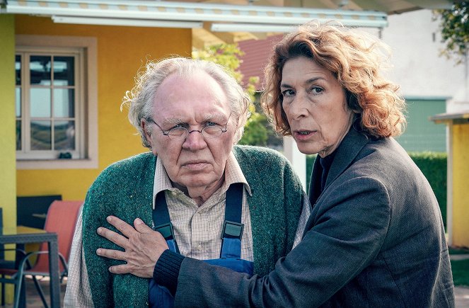 Tatort - Season 54 - Bauernsterben - Photos - Haymon Maria Buttinger, Adele Neuhauser