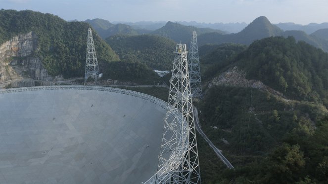 Impossible Engineering - World's Largest Radio Telescope - Photos