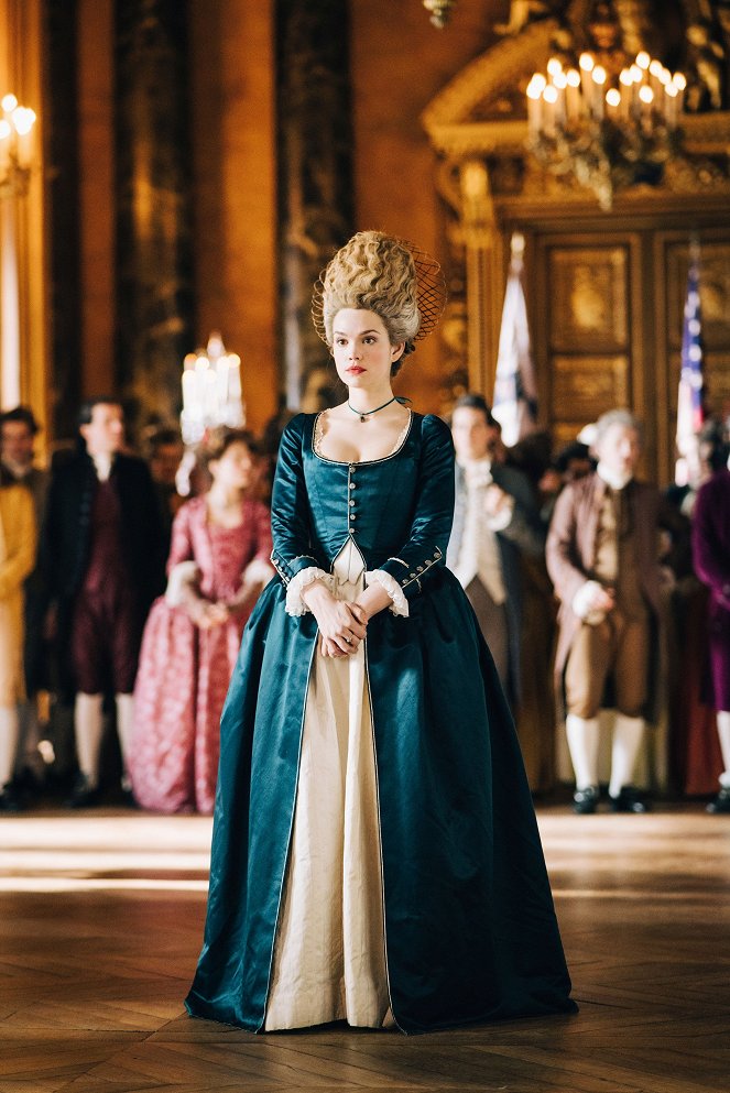 Marie-Antoinette - Reine de coeur - Filmfotos - Emilia Schüle