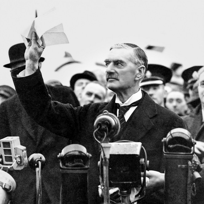 Mystères d'archives : 1938. Chamberlain cherche la paix avec Hitler - Kuvat elokuvasta - Neville Chamberlain