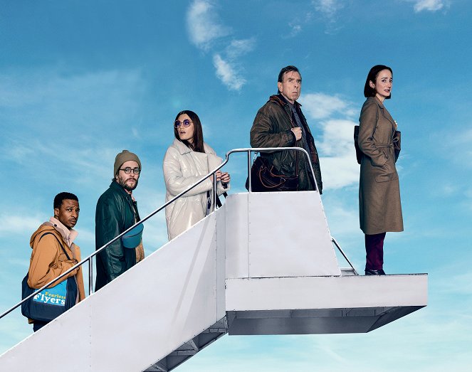 Fearless Flyers - Fliegen für Anfänger - Werbefoto - Simon Manyonda, Sverrir Gudnason, Ella Rumpf, Timothy Spall, Lydia Leonard