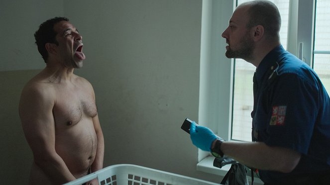 Inside World's Toughest Prisons - República Checa: La prisión de la metanfetamina - De la película - Raphael Rowe