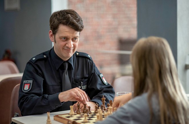 Großstadtrevier - Season 36 - Die kleine Schachspielerin - Photos