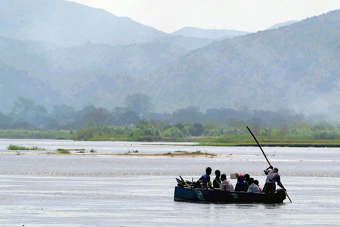 Tradičná medicína vo svete - Malawi - Les guérisseurs des collines - Z filmu