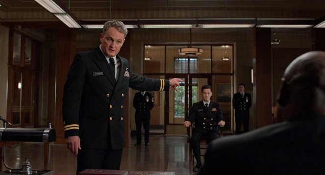 The Caine Mutiny Court-Martial - Filmfotók - Jason Clarke