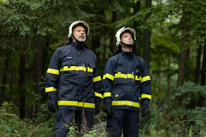 Co ste hasiči - Série 2 - Past - Z filmu - Petr Rychlý, Jaromír Nosek