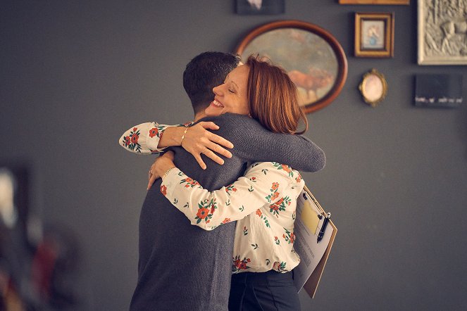 Other Parents - Season 2 - Episode 3 - Photos