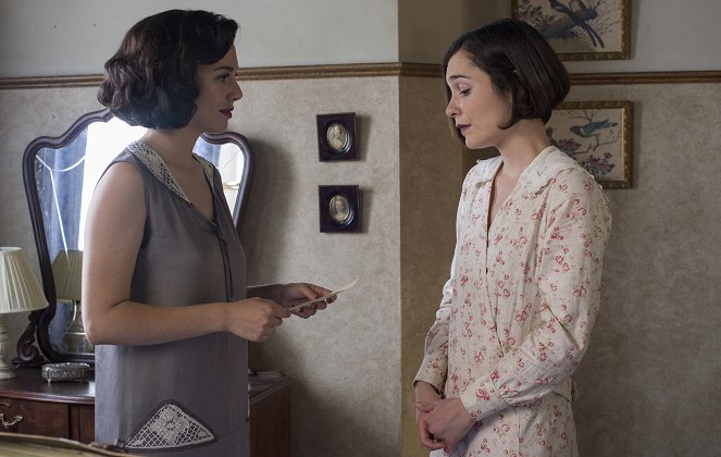 Cable Girls - Chapter 13: Secrets - Photos