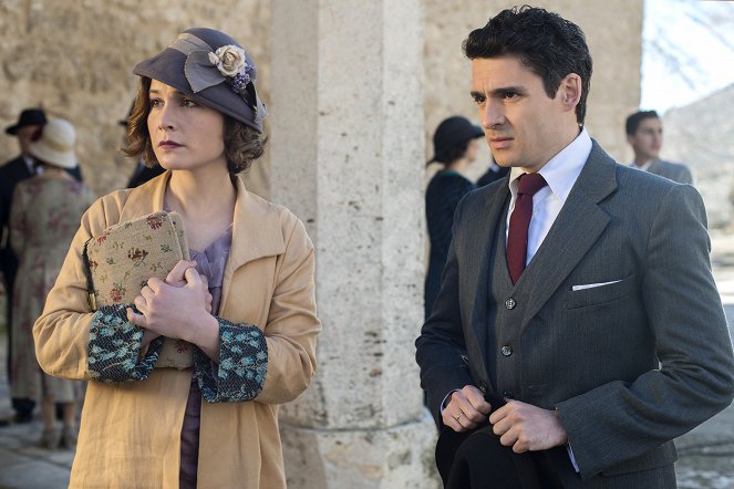 Cable Girls - Season 3 - Chapter 17: Time - Photos
