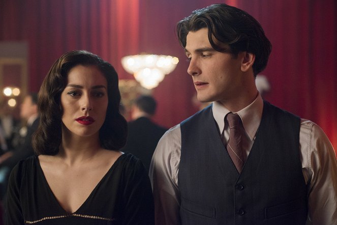 Cable Girls - Chapter 20: Revenge - Photos