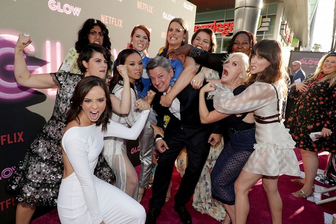 GLOW - Season 1 - Tapahtumista - Netflix original series 'GLOW' Premiere at the Cinerama Dome on Wednesday, June 21, 2017, in Los Angeles, CA.