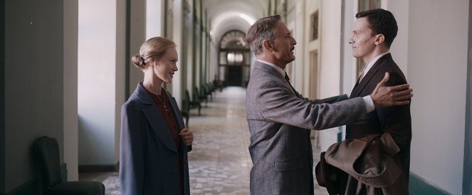 Terezín: Láska za zdí - Z filmu - Dominika Morávková, Cesare Bocci, Mauro Conte