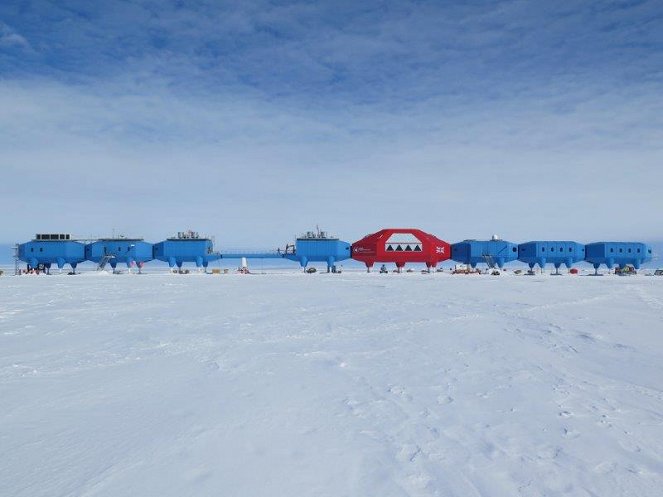 Impossible Engineering - Ice Base - Photos