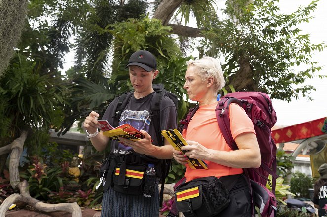 Amazing Race Suomi - Season 1 - Photos - Atte Lehtiniittu, Anna Perho