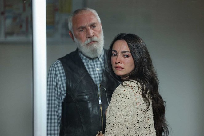 Gönül Dağı - Season 4 - De la película