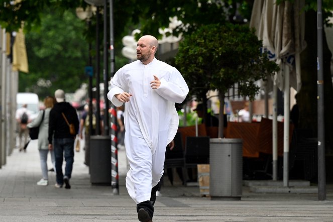 Himmel, Herrgott, Sakrament - Der richtige Mann - Z filmu - Stephan Zinner