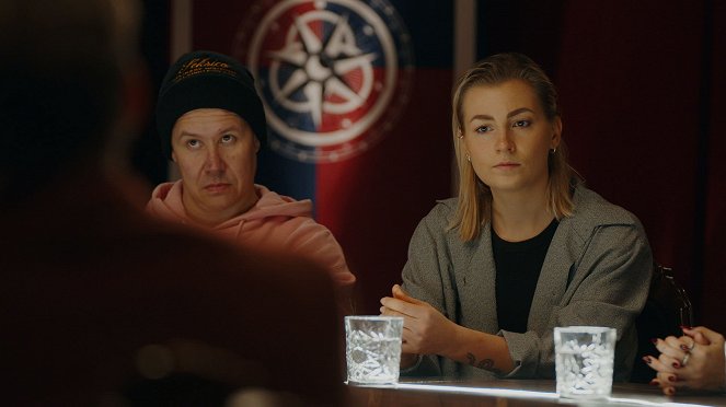 Petolliset - De la película - Heikki Sorsa, Karoliina Tuominen