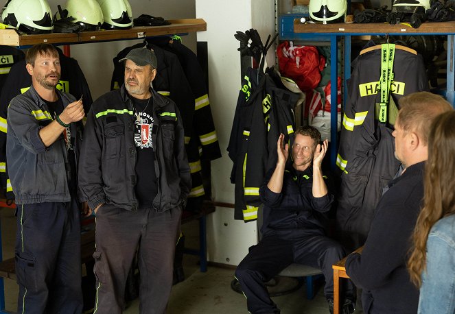 Co ste hasiči - Porod - Filmfotos - Marek Holý, Petr Rychlý, Jaromír Nosek