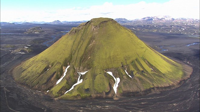 Pohľady zhora II: Island zhora - Z filmu