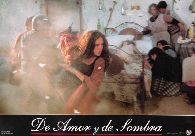 De amor y de sombra - Cartões lobby