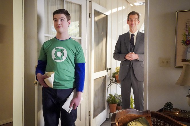 Az ifjú Sheldon - Német kezdőknek, és egy bolond vénember ütővel - Filmfotók