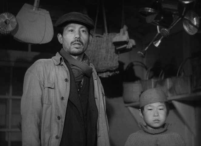 Historia de un vecindario - De la película - Chishû Ryû, Hôhi Aoki