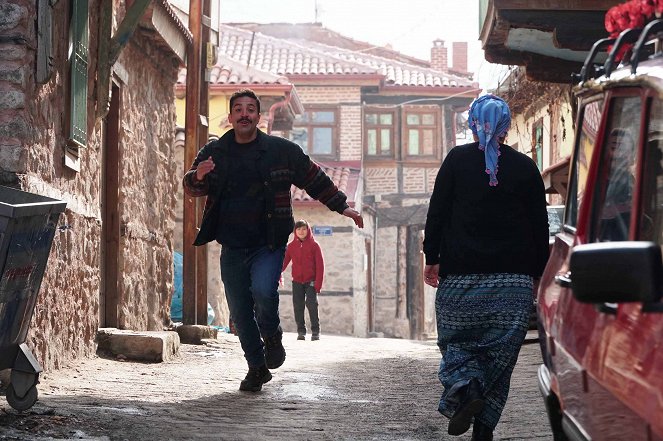 An Anatolian Tale - Season 1 - Emanet - Photos