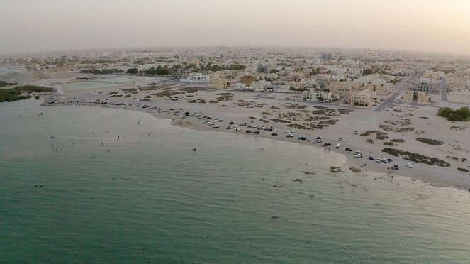 Qatar - Between Boomtown and Burqa - Filmfotók