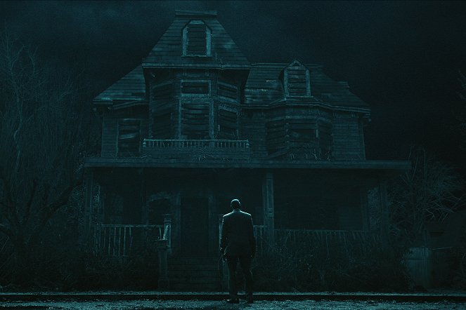 La caída de la Casa Usher - Cierta noche aciaga - De la película