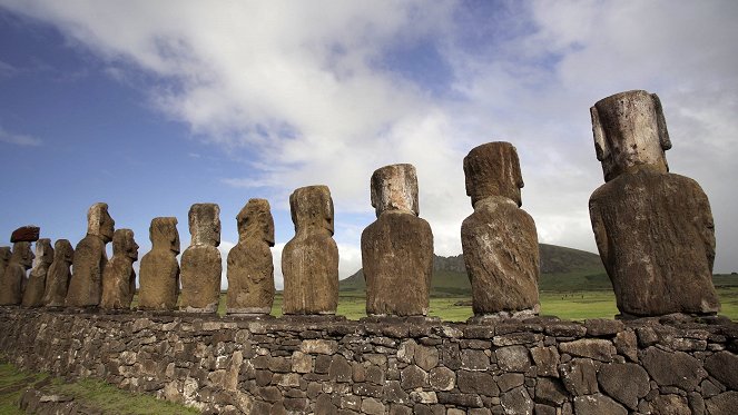 Easter Island: Sculptors of the Pacific - Photos