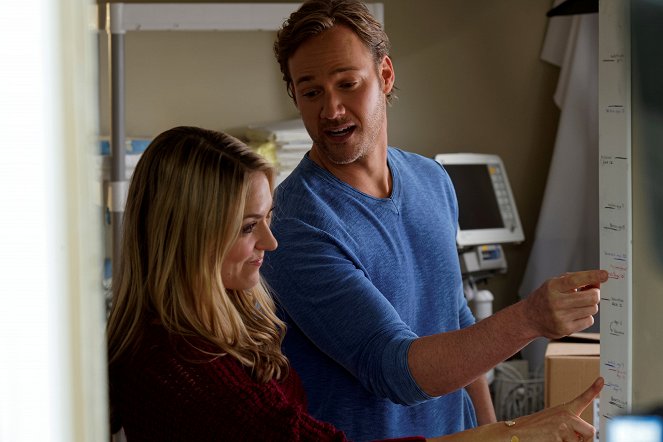 The Christmas Cure - Photos - Brooke Nevin, Steve Byers