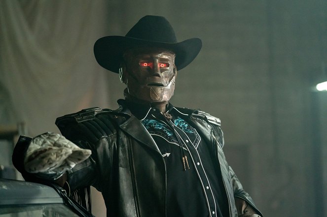 Doom Patrol - Season 4 - Youth Patrol - Photos - Riley Shanahan